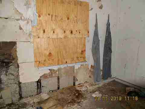 19310 St Aubin (21)_m.jpg